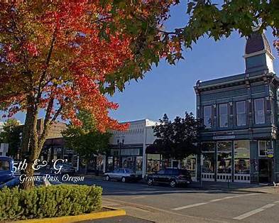 Store Location in Grants Pass, Oregon | Rogue Sole & Style
