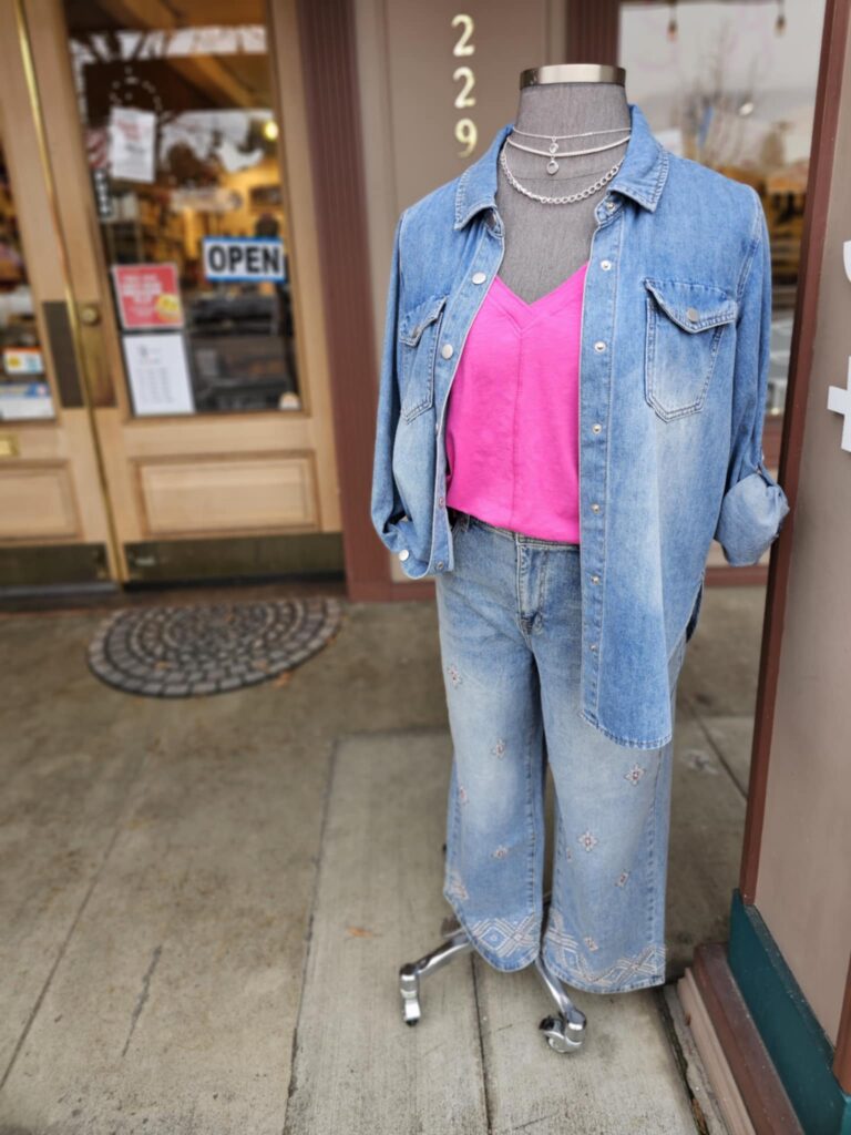 Clothing for Sale in Grants Pass, Oregon | Rogue Sole & Style